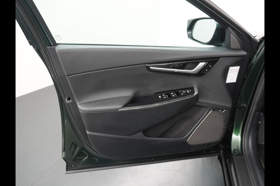 Kia Ev6 Plus 77.4 kWh Apple Carplay/ Android Auto - Cruise Control Adaptief - Dodehoekdetectie - Navigatie - Stoel/Stuurverwarming - Fabrieksgarantie tot 04-2031