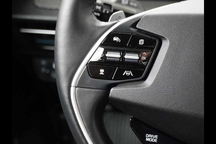 Kia Ev6 Plus 77.4 kWh Apple Carplay/ Android Auto - Cruise Control Adaptief - Dodehoekdetectie - Navigatie - Stoel/Stuurverwarming - Fabrieksgarantie tot 04-2031