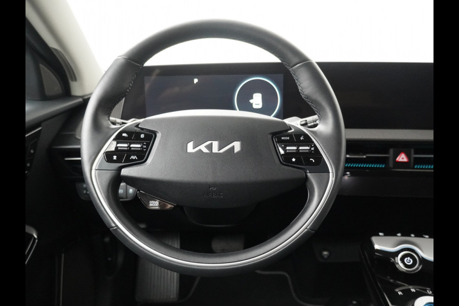 Kia Ev6 Plus 77.4 kWh Apple Carplay/ Android Auto - Cruise Control Adaptief - Dodehoekdetectie - Navigatie - Stoel/Stuurverwarming - Fabrieksgarantie tot 04-2031