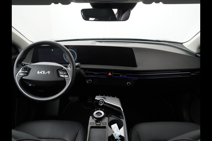 Kia Ev6 Plus 77.4 kWh Apple Carplay/ Android Auto - Cruise Control Adaptief - Dodehoekdetectie - Navigatie - Stoel/Stuurverwarming - Fabrieksgarantie tot 04-2031
