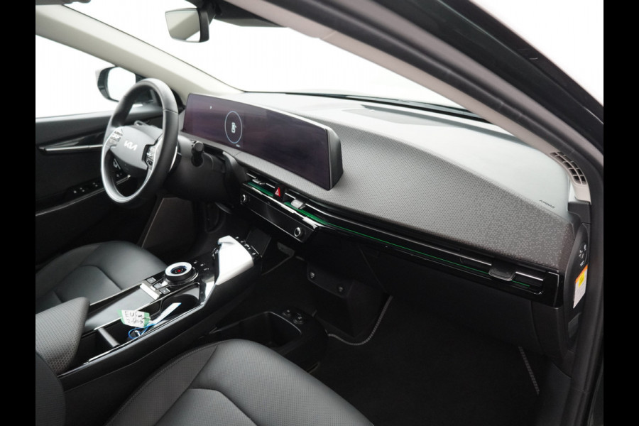 Kia Ev6 Plus 77.4 kWh Apple Carplay/ Android Auto - Cruise Control Adaptief - Dodehoekdetectie - Navigatie - Stoel/Stuurverwarming - Fabrieksgarantie tot 04-2031