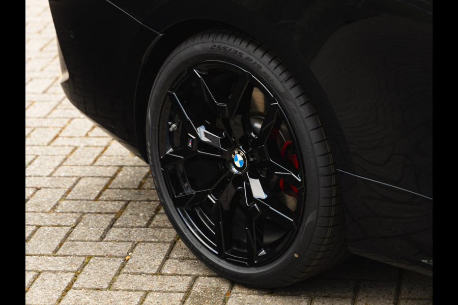 BMW 4 Serie Cabrio M440i xDrive - Individual Leder - Stoelventilatie - Standkachel