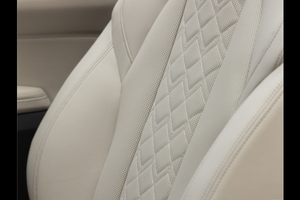 BMW 4 Serie Cabrio M440i xDrive - Individual Leder - Stoelventilatie - Standkachel