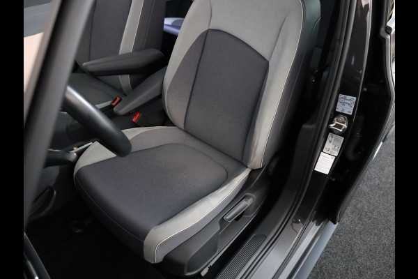 Volkswagen ID.3 First Plus 58 kWh 204 pk | Navigatie | Parkeersensoren | Achteruitrijcamera | Adaptieve cruise control | Matrix LED koplampen | Stoelverwarming |