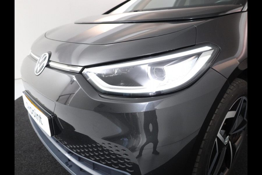 Volkswagen ID.3 First Plus 58 kWh 204 pk | Navigatie | Parkeersensoren | Achteruitrijcamera | Adaptieve cruise control | Matrix LED koplampen | Stoelverwarming |
