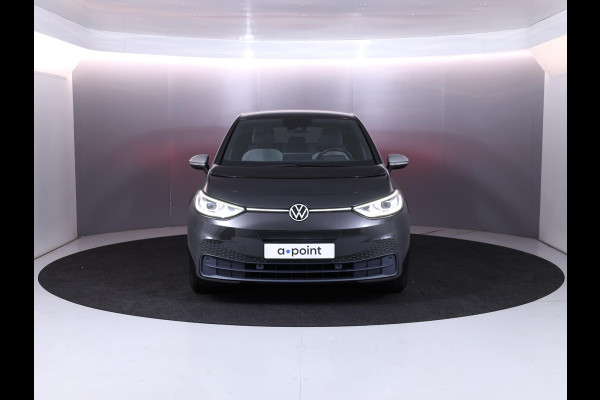Volkswagen ID.3 First Plus 58 kWh 204 pk | Navigatie | Parkeersensoren | Achteruitrijcamera | Adaptieve cruise control | Matrix LED koplampen | Stoelverwarming |