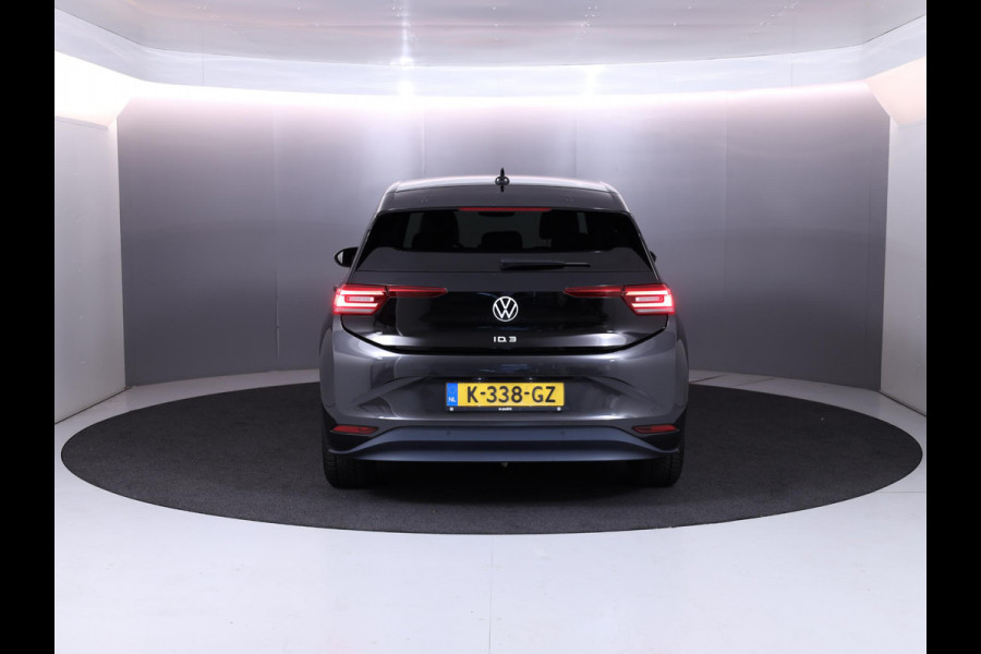 Volkswagen ID.3 First Plus 58 kWh 204 pk | Navigatie | Parkeersensoren | Achteruitrijcamera | Adaptieve cruise control | Matrix LED koplampen | Stoelverwarming |