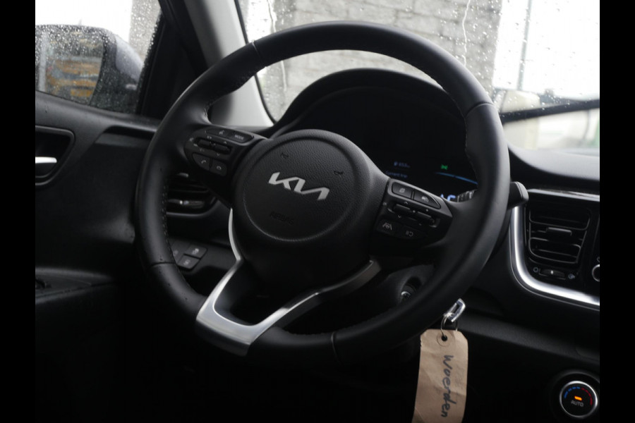 Kia Stonic 1.0 T-GDi MHEV DynamicLine | Cruise | Clima | Camera | Navi |