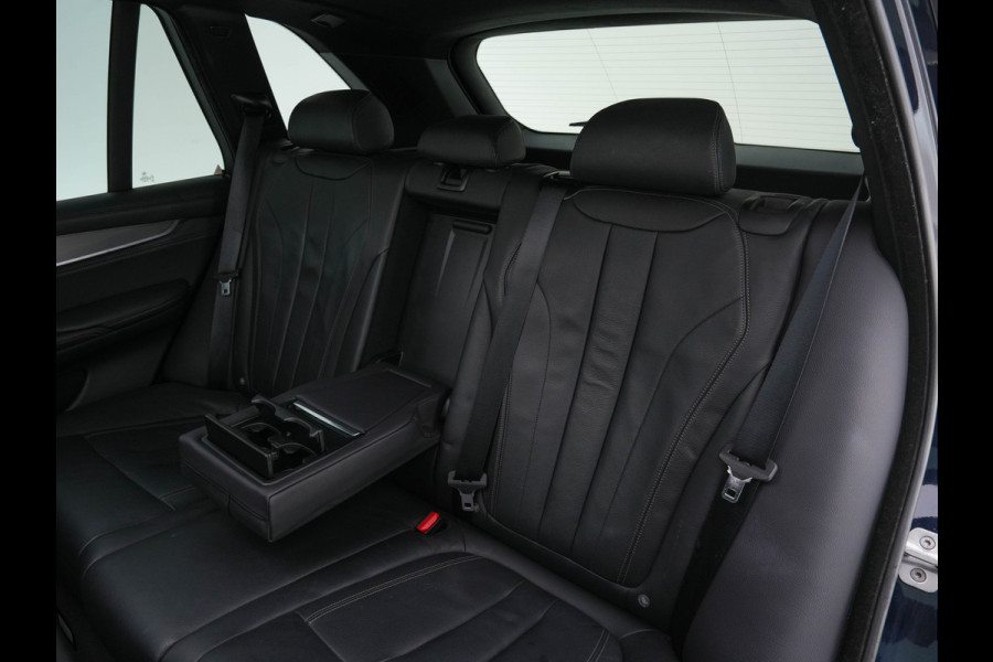 BMW X5 xDrive30d High Executive M-Sportpack Aut. *PANO | LUXURY-LEATHER | FULL-LED | HARMAN/KARDON-SURROUND | HEAD-UP | MEMORY-PACK | DIGI-COCKPIT | KEYLESS | CAMERA | NAVI-FULLMAP | AMBIENT-LIGHT | HEATED-COMFORT-SEATS | SHIFT-PADDLES