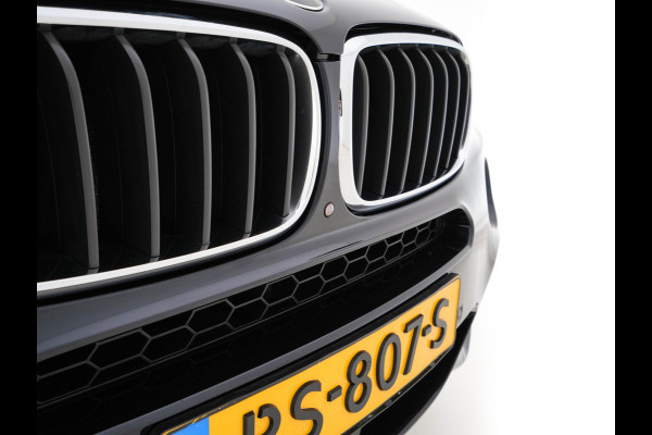 BMW X5 xDrive30d High Executive M-Sportpack Aut. *PANO | LUXURY-LEATHER | FULL-LED | HARMAN/KARDON-SURROUND | HEAD-UP | MEMORY-PACK | DIGI-COCKPIT | KEYLESS | CAMERA | NAVI-FULLMAP | AMBIENT-LIGHT | HEATED-COMFORT-SEATS | SHIFT-PADDLES