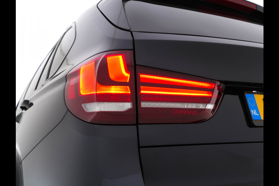 BMW X5 xDrive30d High Executive M-Sportpack Aut. *PANO | LUXURY-LEATHER | FULL-LED | HARMAN/KARDON-SURROUND | HEAD-UP | MEMORY-PACK | DIGI-COCKPIT | KEYLESS | CAMERA | NAVI-FULLMAP | AMBIENT-LIGHT | HEATED-COMFORT-SEATS | SHIFT-PADDLES