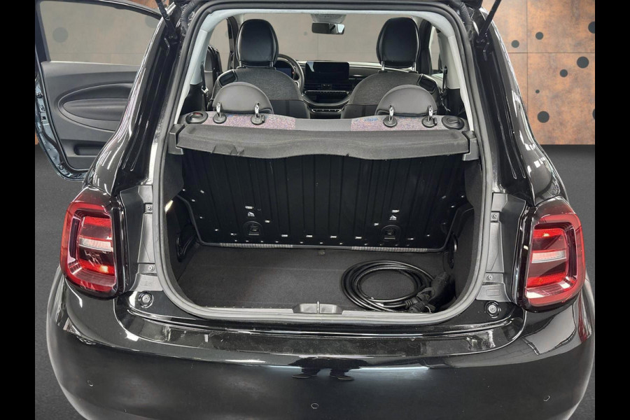 Fiat 500E 3+1 Icon 42 kWh NAVIGATIE LM VELGEN CRUISE CONTROL CLIMATE CONTROL