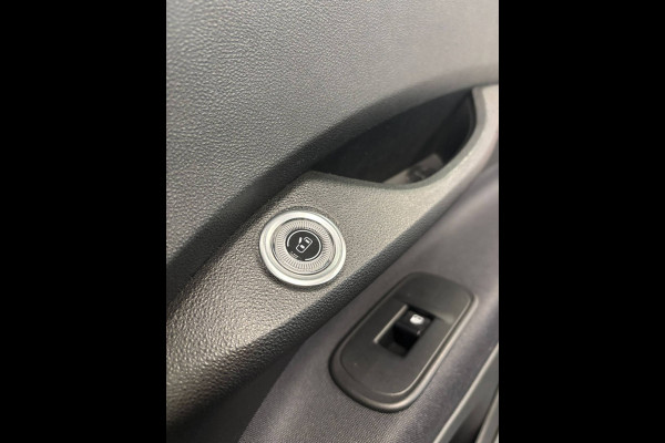 Fiat 500E 3+1 Icon 42 kWh NAVIGATIE LM VELGEN CRUISE CONTROL CLIMATE CONTROL