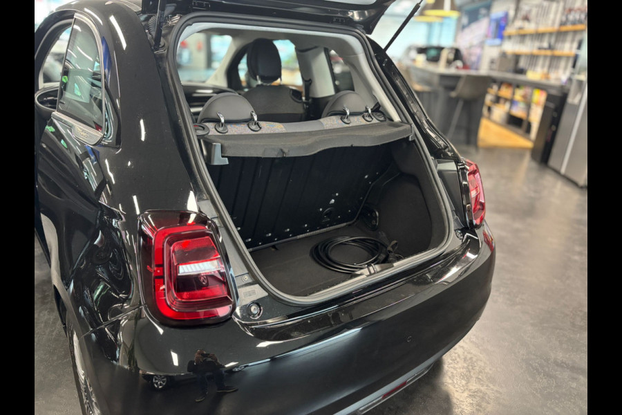 Fiat 500E 3+1 Icon 42 kWh NAVIGATIE LM VELGEN CRUISE CONTROL CLIMATE CONTROL