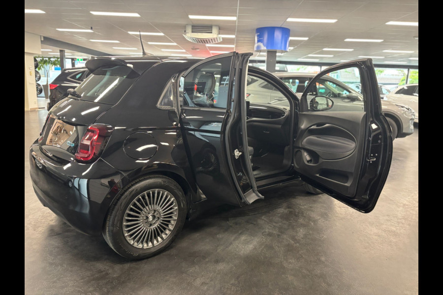 Fiat 500 3+1 Icon 42 kWh NAVIGATIE LM VELGEN CRUISE CONTROL CLIMATE CONTROL