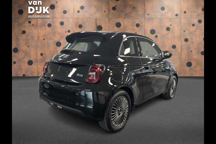 Fiat 500 3+1 Icon 42 kWh NAVIGATIE LM VELGEN CRUISE CONTROL CLIMATE CONTROL