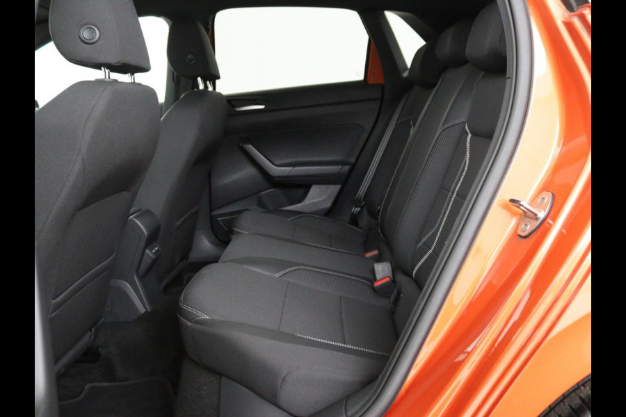 Volkswagen Polo 1.0 TSI R-Line | Stoelverwarming | Camera | Carplay | Climate control | Adaptive cruise | Full LED | Navigatie | Virtual Cockpit