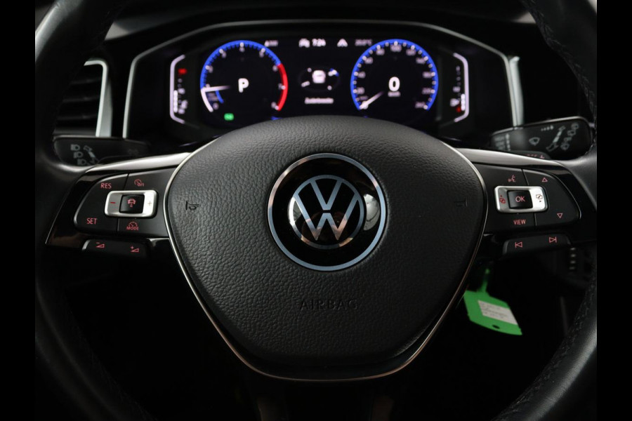 Volkswagen Polo 1.0 TSI R-Line | Stoelverwarming | Camera | Carplay | Climate control | Adaptive cruise | Full LED | Navigatie | Virtual Cockpit