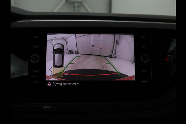 Volkswagen Polo 1.0 TSI R-Line | Stoelverwarming | Camera | Carplay | Climate control | Adaptive cruise | Full LED | Navigatie | Virtual Cockpit