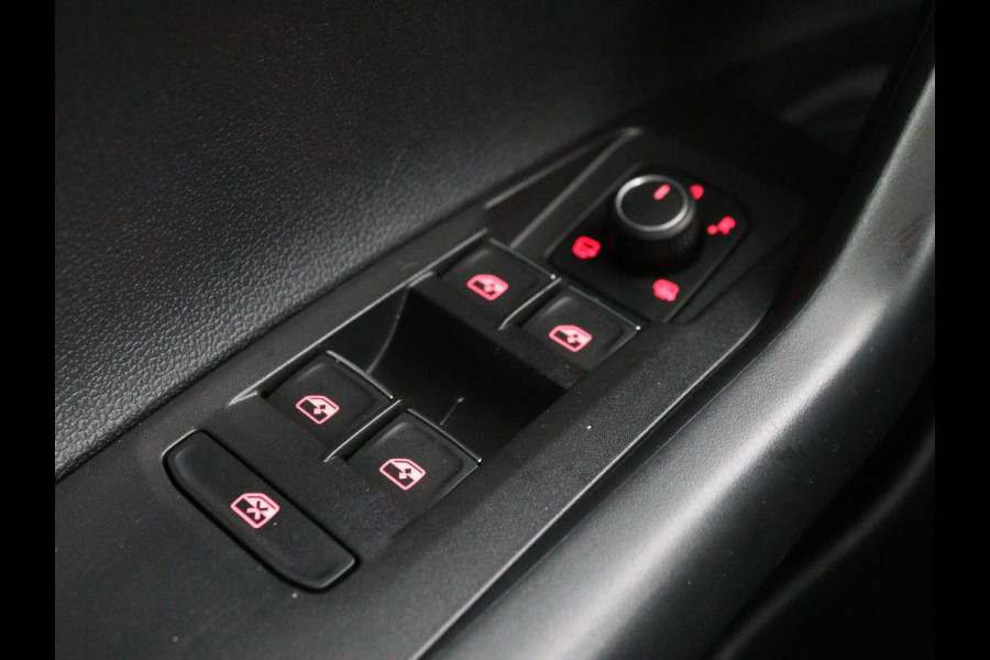 Volkswagen Polo 1.0 TSI R-Line | Stoelverwarming | Camera | Carplay | Climate control | Adaptive cruise | Full LED | Navigatie | Virtual Cockpit