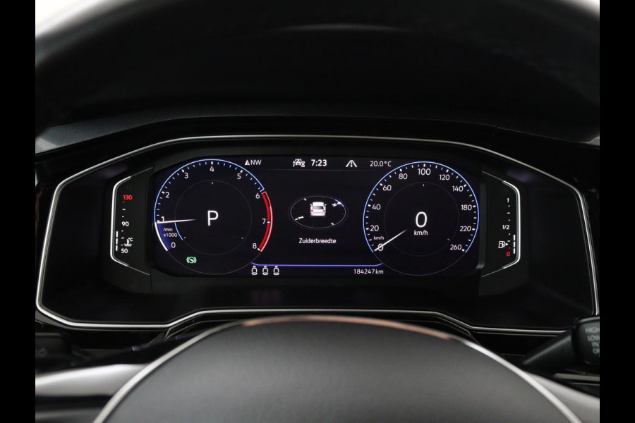 Volkswagen Polo 1.0 TSI R-Line | Stoelverwarming | Camera | Carplay | Climate control | Adaptive cruise | Full LED | Navigatie | Virtual Cockpit