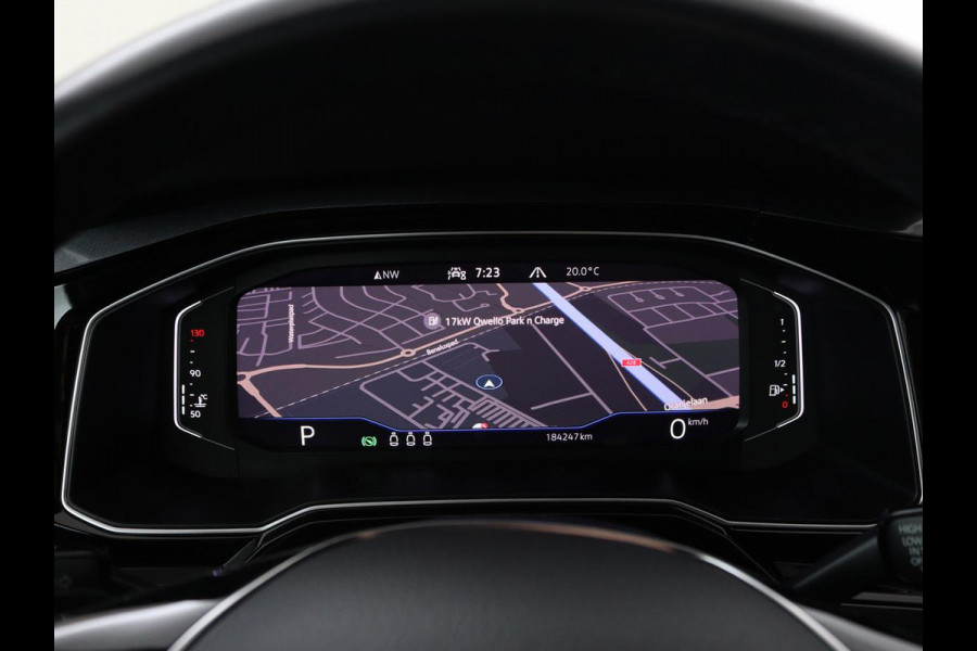 Volkswagen Polo 1.0 TSI R-Line | Stoelverwarming | Camera | Carplay | Climate control | Adaptive cruise | Full LED | Navigatie | Virtual Cockpit