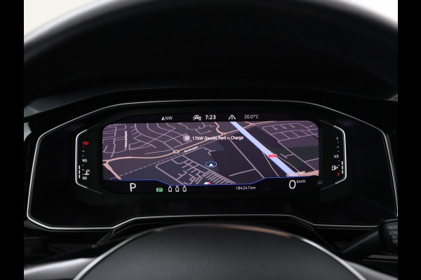 Volkswagen Polo 1.0 TSI R-Line | Stoelverwarming | Camera | Carplay | Climate control | Adaptive cruise | Full LED | Navigatie | Virtual Cockpit