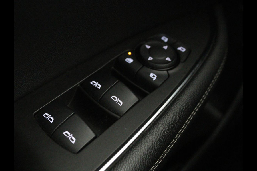 Opel Insignia 1.5 CDTI Business Elegance | Stoel & stuurverwarming | Trekhaak | Camera | Matrix LED | Carplay | Keyless | Navigatie