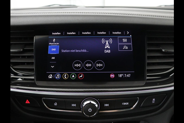 Opel Insignia 1.5 CDTI Business Elegance | Stoel & stuurverwarming | Trekhaak | Camera | Matrix LED | Carplay | Keyless | Navigatie