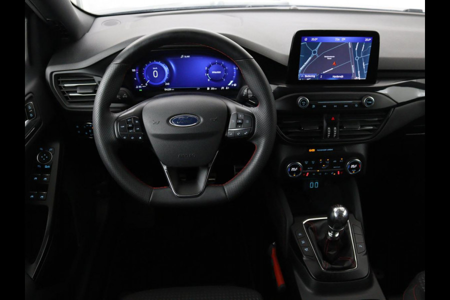 Ford Focus 1.0 EcoBosst Hybrid ST Line X | Stoel & stuurverwarming | Camera | Full LED | Carplay | Keyless | Climate control | Cruise control