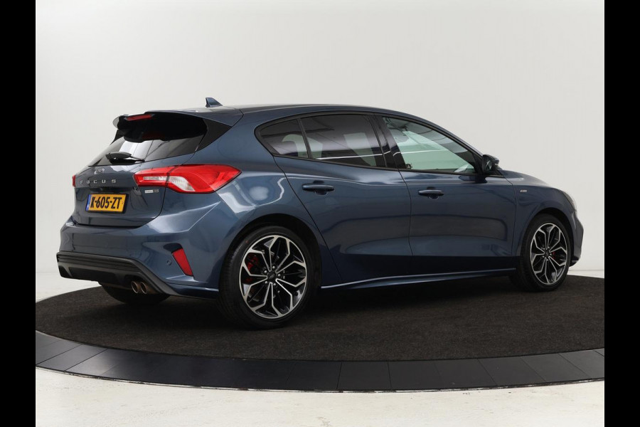 Ford Focus 1.0 EcoBosst Hybrid ST Line X | Stoel & stuurverwarming | Camera | Full LED | Carplay | Keyless | Climate control | Cruise control