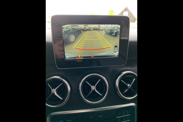 Mercedes-Benz A-Klasse AUTOMAAT-NAVI-CAMERA-LED-NIEUWE APK