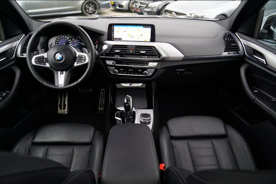 BMW X3 M40i xDrive High Executive | Panorama | Sfeerverlichting | Adaptieve LED | Achteruitrijcamera | Head up Display | NAP |