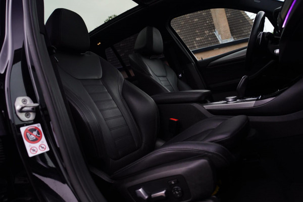 BMW X3 M40i xDrive High Executive | Panorama | Sfeerverlichting | Adaptieve LED | Achteruitrijcamera | Head up Display | NAP |