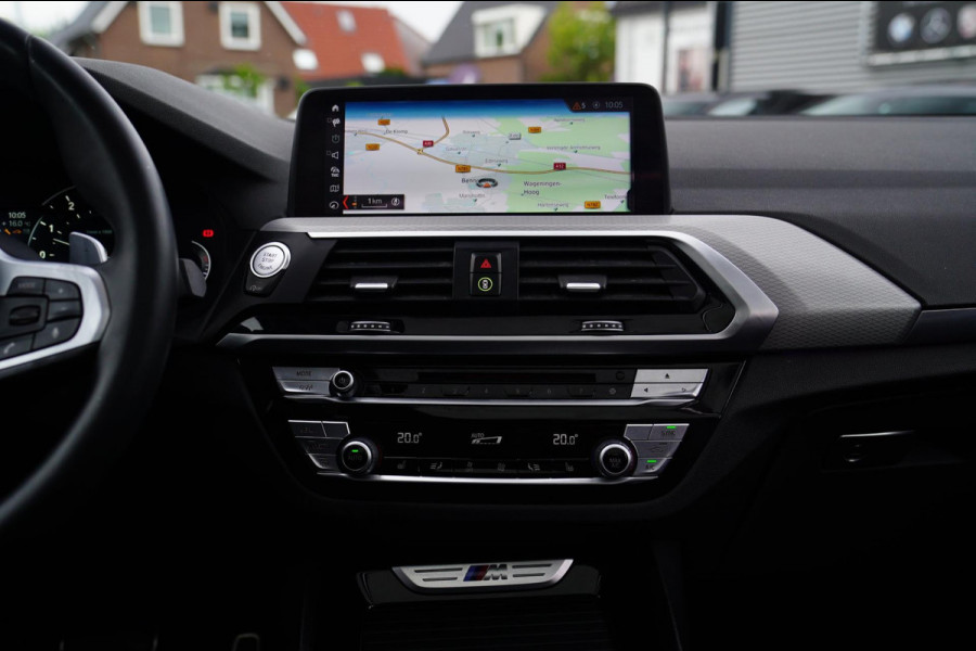 BMW X3 M40i xDrive High Executive | Panorama | Sfeerverlichting | Adaptieve LED | Achteruitrijcamera | Head up Display | NAP |