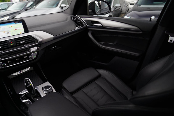 BMW X3 M40i xDrive High Executive | Panorama | Sfeerverlichting | Adaptieve LED | Achteruitrijcamera | Head up Display | NAP |
