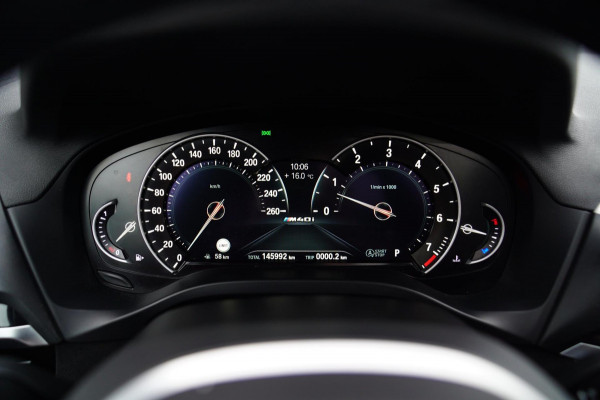 BMW X3 M40i xDrive High Executive | Panorama | Sfeerverlichting | Adaptieve LED | Achteruitrijcamera | Head up Display | NAP |