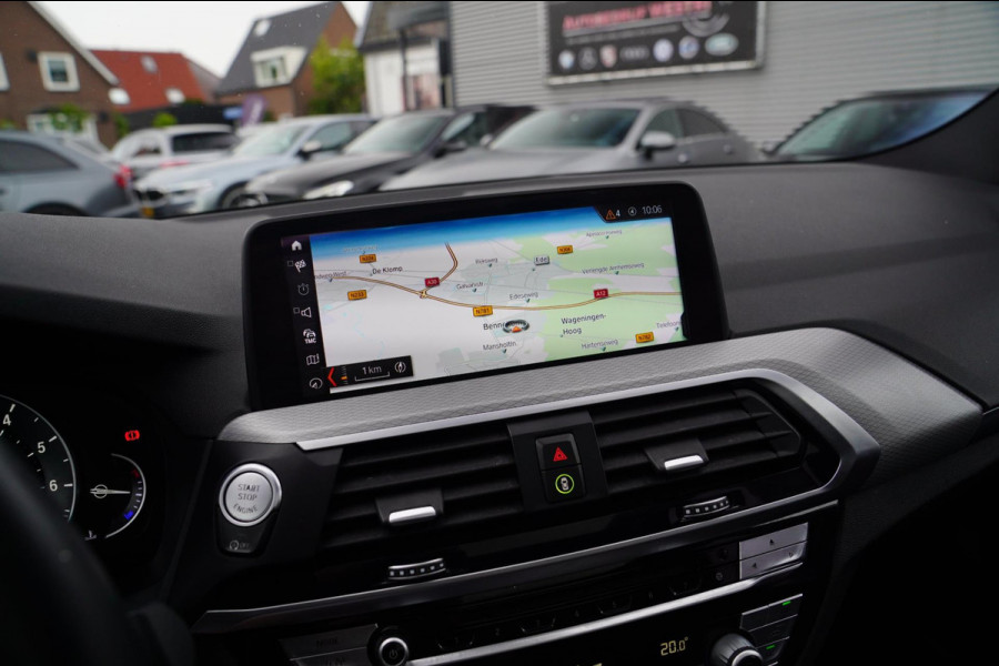 BMW X3 M40i xDrive High Executive | Panorama | Sfeerverlichting | Adaptieve LED | Achteruitrijcamera | Head up Display | NAP |