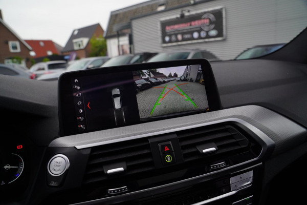 BMW X3 M40i xDrive High Executive | Panorama | Sfeerverlichting | Adaptieve LED | Achteruitrijcamera | Head up Display | NAP |