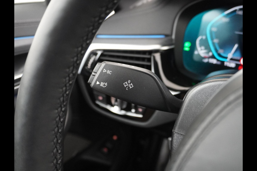 BMW 5 Serie 530e High Executive M SPORT MEMORY SEAT | HARMAN&KARDON AUDIO | CAMERA | DODE HOEK | STUURWIELVERWARMING | SCHUIFDAK RIJKLAARPRIJS incl. 12mnd BOVAG