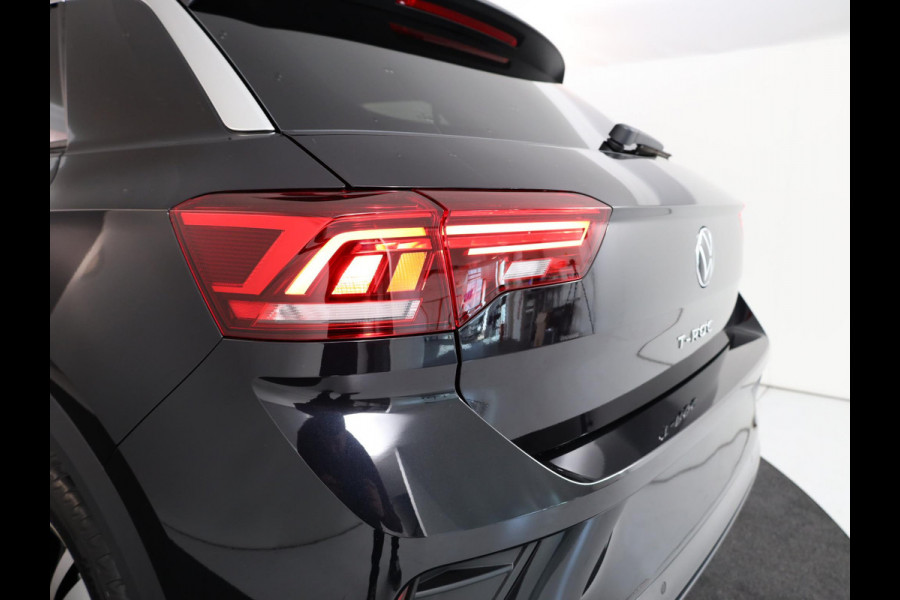 Volkswagen T-Roc R-Line-Edition 1.5 110 kW / 150 pk TSI SUV 7 versn