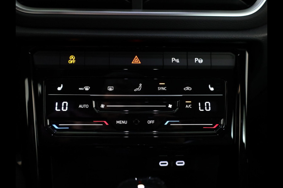Volkswagen T-Roc R-Line-Edition 1.5 110 kW / 150 pk TSI SUV 7 versn