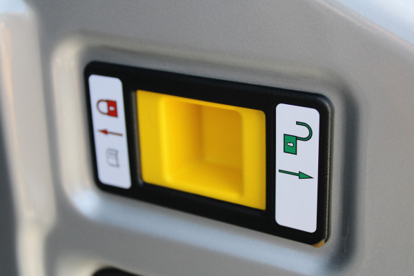 Ford Transit 350 2.0 TDCI L2H2 Limited 165pk - Adaptive Cruise - Xenon - Navi - Blind Spot - 360 camera - Rijklaar