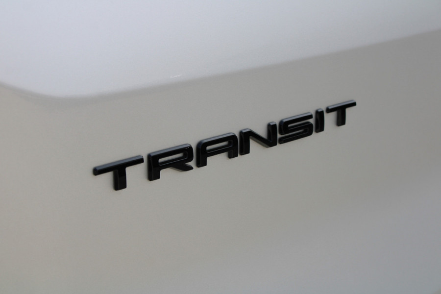 Ford Transit 350 2.0 TDCI L2H2 Limited 165pk - Adaptive Cruise - Xenon - Navi - Blind Spot - 360 camera - Rijklaar