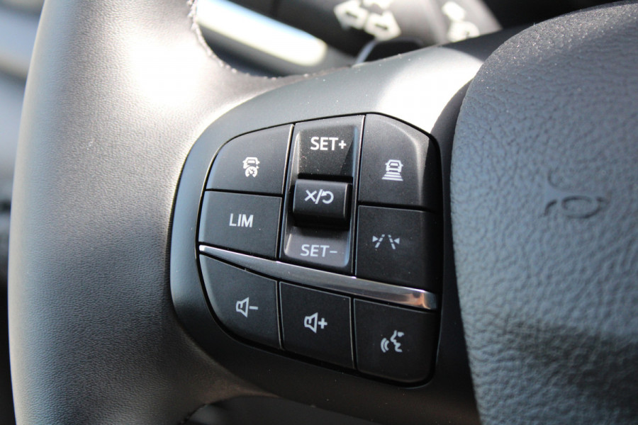 Ford Transit 350 2.0 TDCI L2H2 Limited 165pk - Adaptive Cruise - Xenon - Navi - Blind Spot - 360 camera - Rijklaar