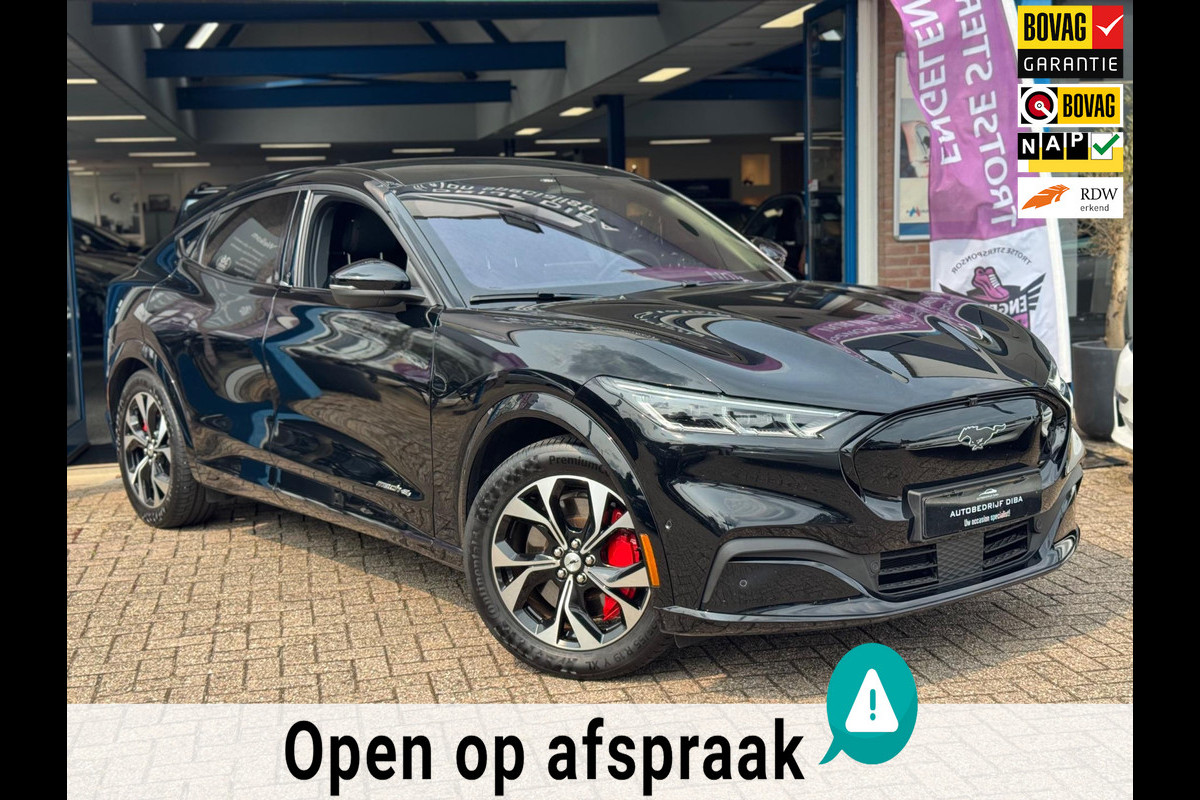 Ford Mustang Mach-E AWD 75 kWh 2021NAVI B&O NAP BTW 1e Eig! Ford Mustang Mach-E AWD 75 kWh 2021NAVI B&O NAP BTW 1e Eig!
