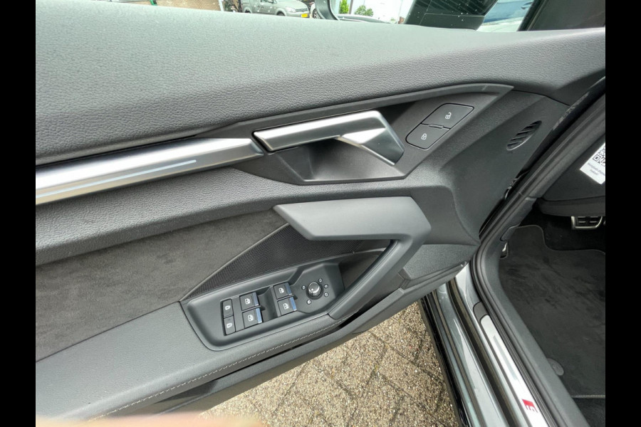 Audi A3 Limousine 35 TFSI S edition | full options