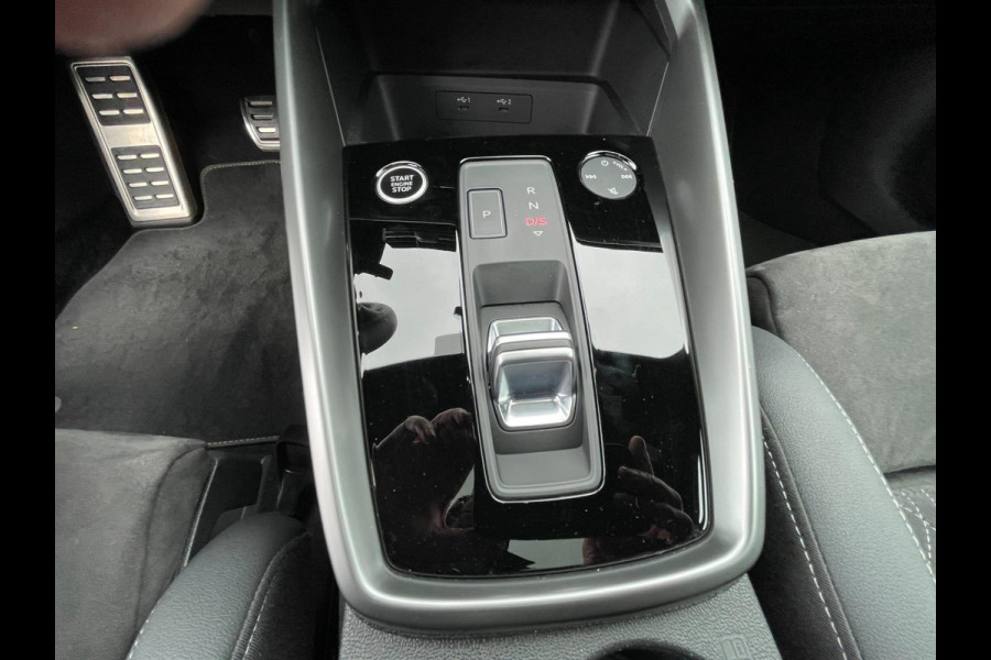 Audi A3 Limousine 35 TFSI S edition | full options