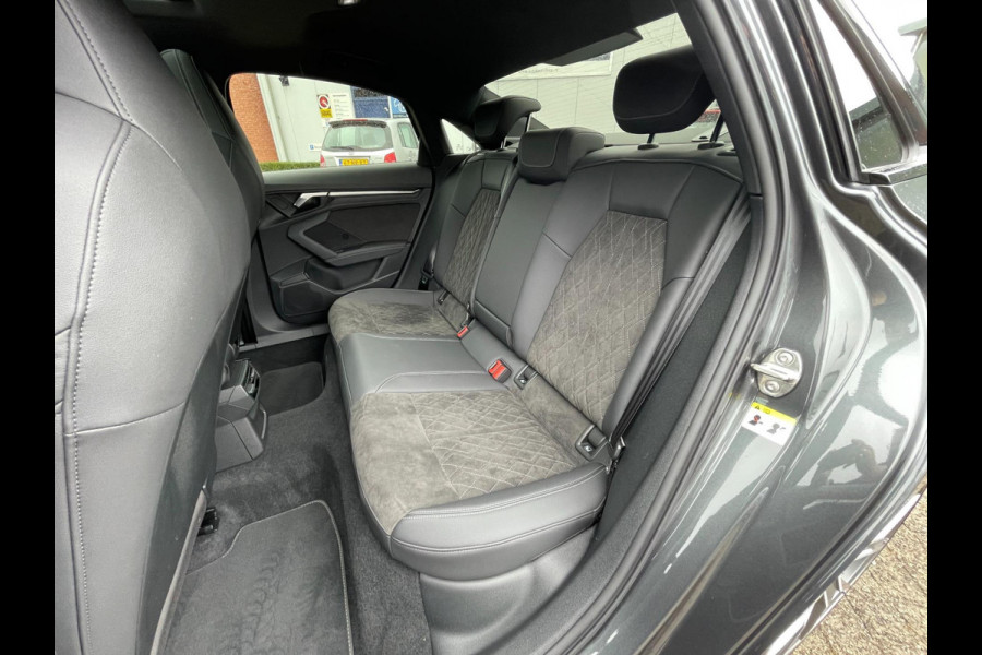 Audi A3 Limousine 35 TFSI S edition | full options