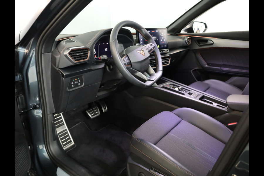 CUPRA Formentor 1.4 e-Hybrid VZ Performance 245 pk Automaat (DSG) | Navigatie | Parkeersensoren (Park assist) | Achteruitrijcamera | Stoelverwarming | Lichtmetalen velgen 19" |